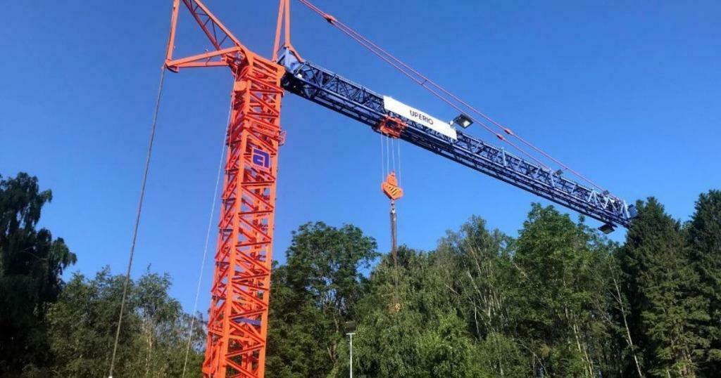 bouwkraan arcomet t33A te huur, Diensten en Vakmensen, Aannemers