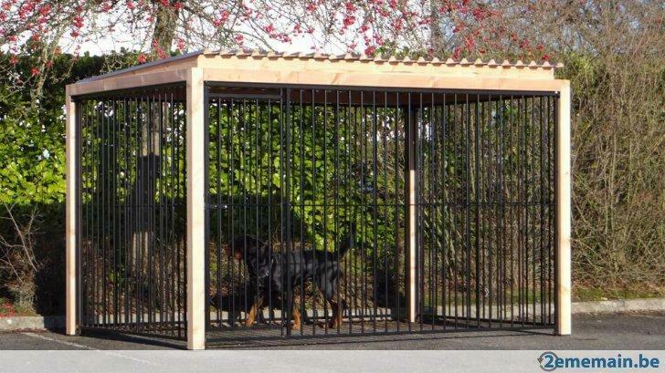 Chenil à barreaux avec cadre en DOUGLAS + toit CHENIL XXL, Animaux & Accessoires, Accessoires pour chiens, Neuf, Envoi