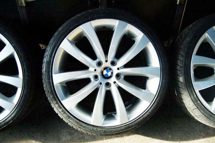 NIEUWE SET 19" velgen & NIEUWE banden - BMW F30,F10,E84,E90, Autos : Pièces & Accessoires, Pneus & Jantes, Neuf, 245 mm, Jante(s)