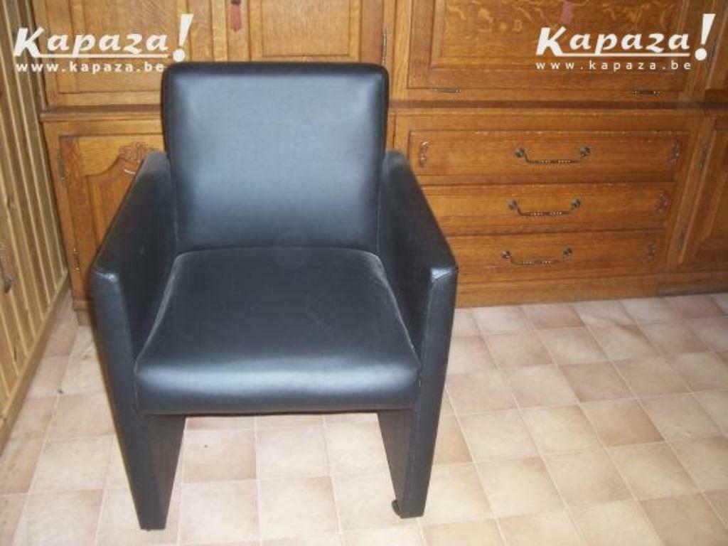 Mooi zwart lederen zetel op wieltjes in goede staat, Enlèvement, Comme neuf, Une personne, Cuir