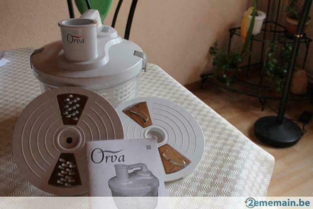 essoreuse légumes électrique,  râpe incorporée, Ophalen, Zo goed als nieuw