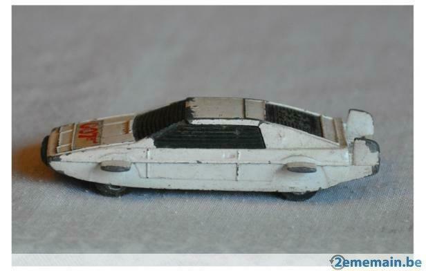 lotus esprit 007 miniature corgi junior, Ophalen of Verzenden, Gebruikt, Auto, Overige merken