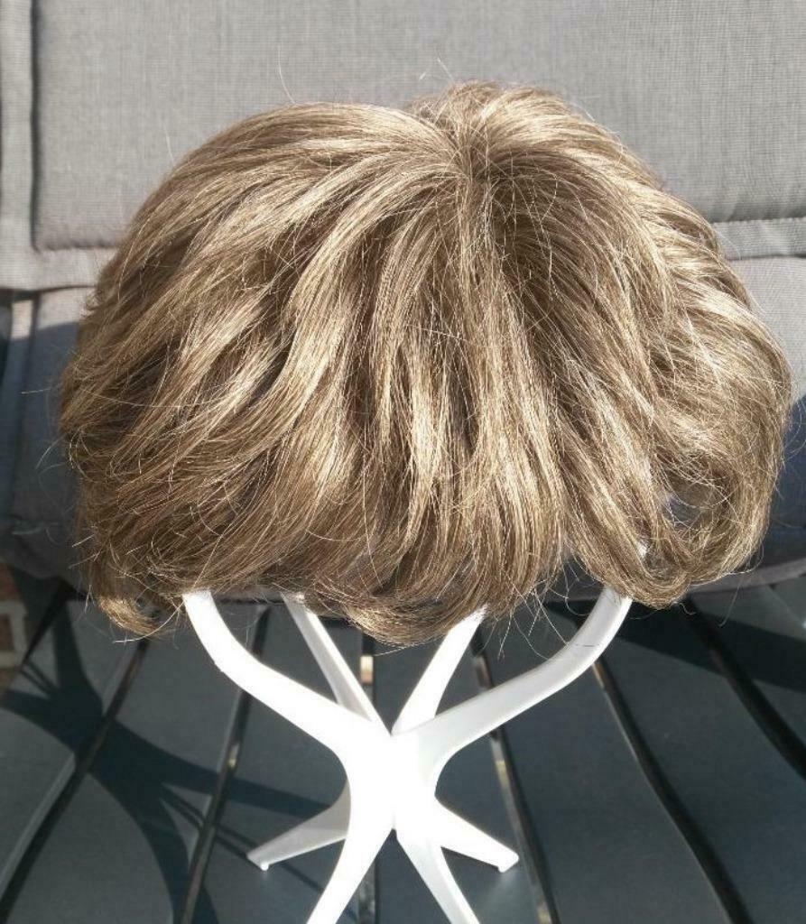 Pruik Vannooijen - Paula Haar Design, Ophalen of Verzenden, Gebruikt, Pruik of Haarverlenging