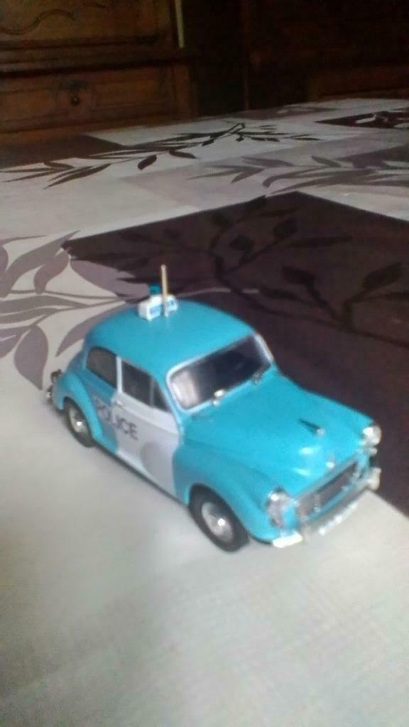 Voiture miniature Morris minor de la police, Enlèvement ou Envoi, Comme neuf, Voiture, Autres marques
