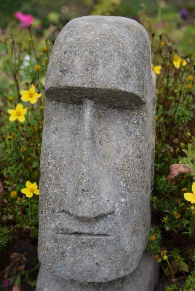 Beeld, natuursteen Moaïen beeld (Paaseiland), Tuin en Terras, Tuinbeelden, Ophalen of Verzenden, Zo goed als nieuw, Steen, Overige typen