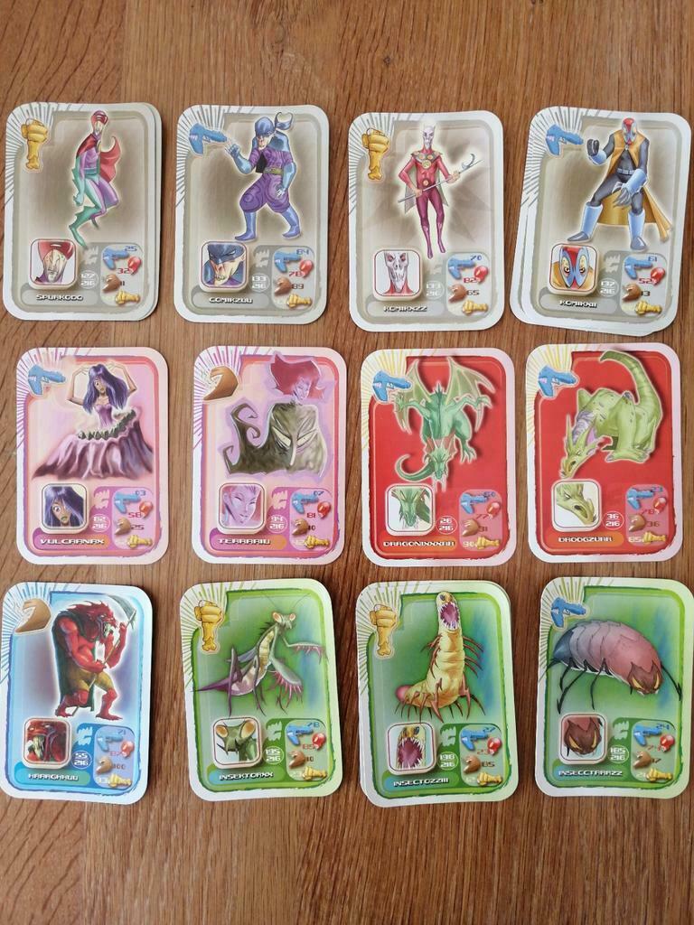 Lot de cartes "Spinning Monsters", Collections, Actions de supermarché, Autres supermarchés, Enlèvement ou Envoi