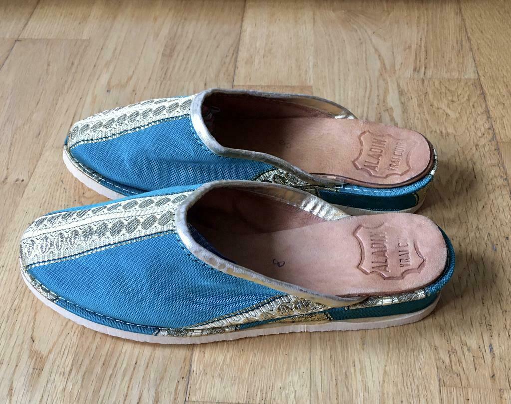 Jolies babouches en cuir pointure 37, Vêtements | Femmes, Neuf, Enlèvement ou Envoi, Vert, Aladin