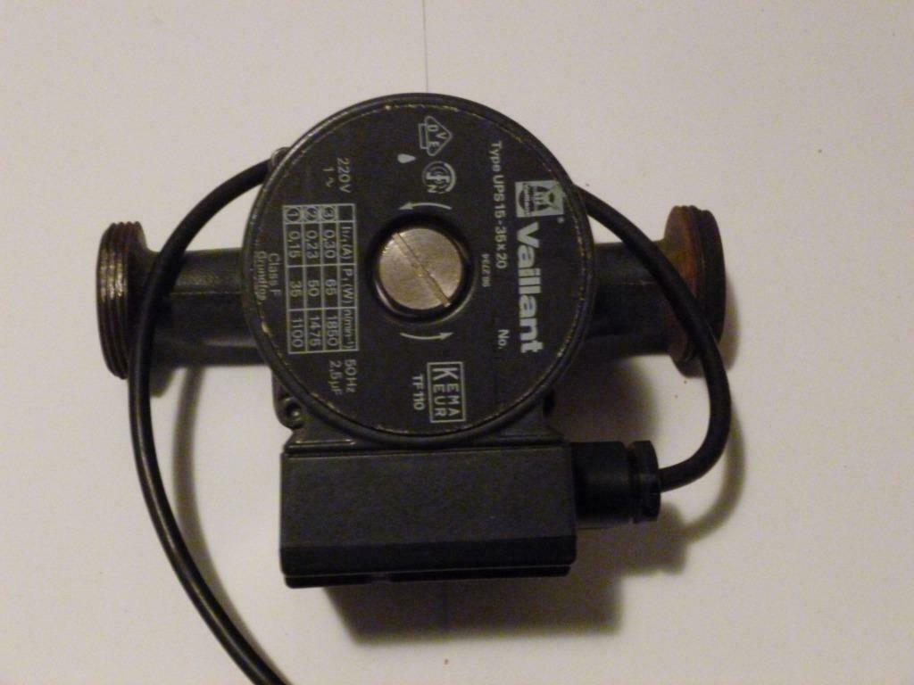 CENRTIFUGAALPOMP  VAILLANT, Ophalen, Gebruikt