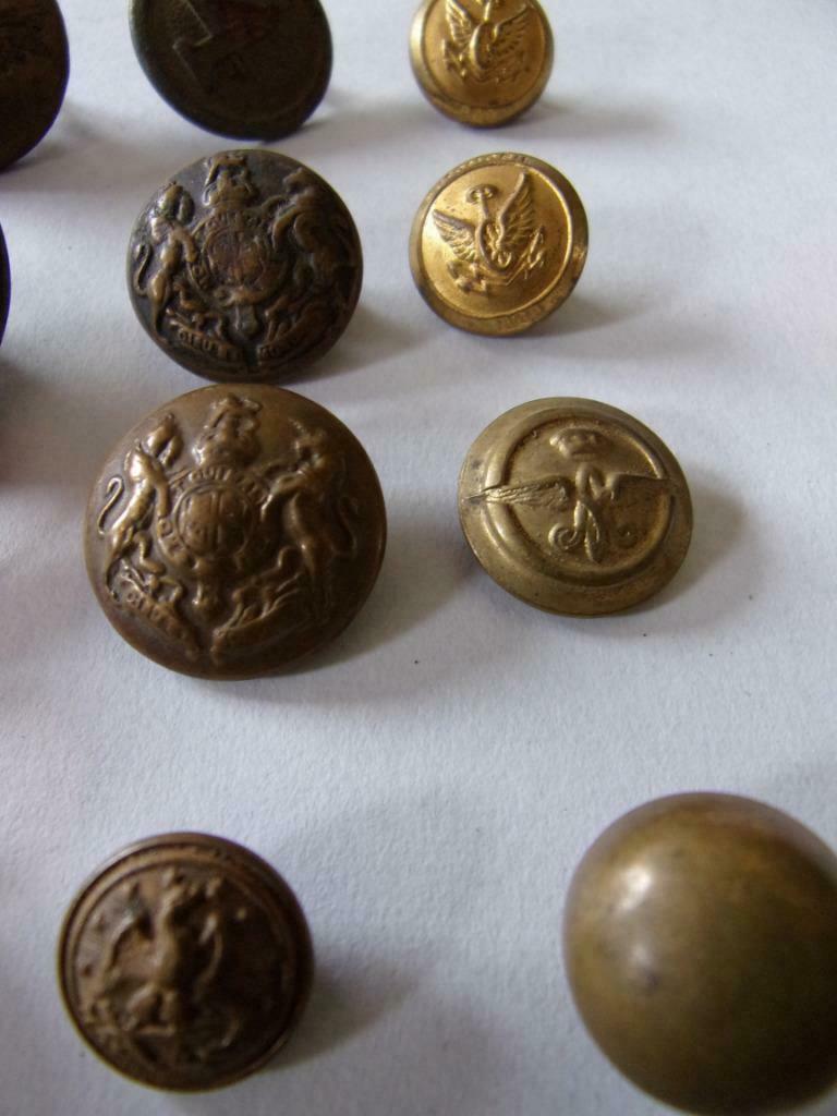 38 Boutons MILITAIRES anciens en cuivre pour collectionneurs, Enlèvement ou Envoi, Marine, Emblème ou Badge