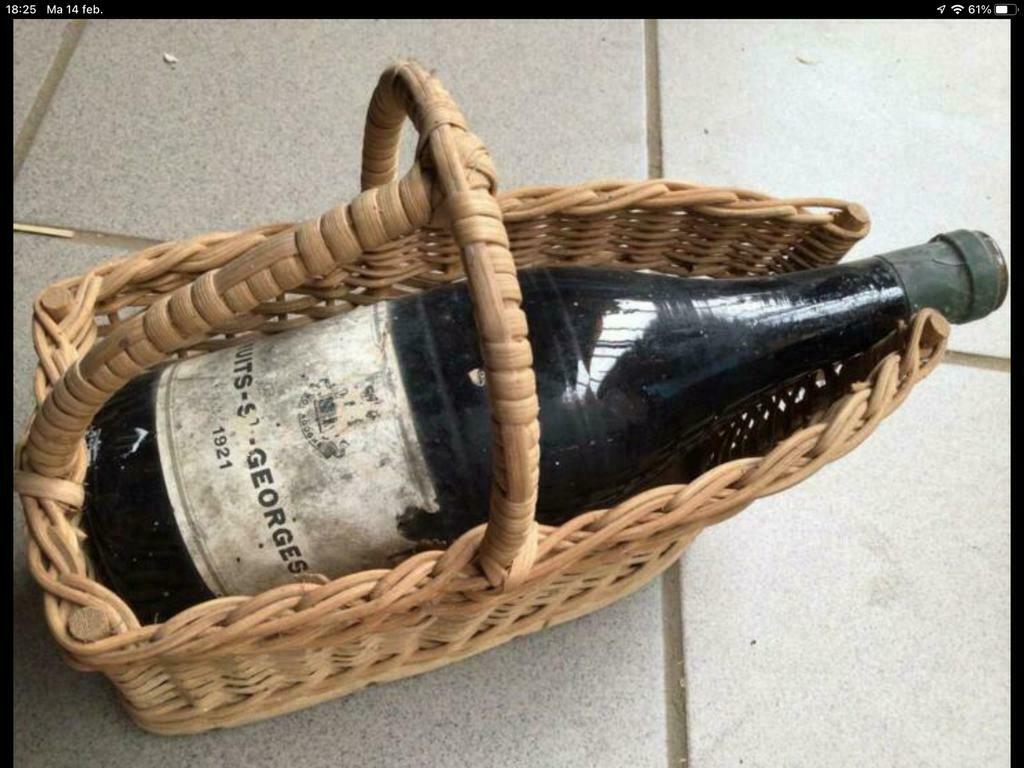 Lege fles wijn 1921, Ophalen of Verzenden