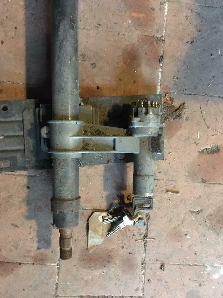 Volvo 164 1973-stuurstang/slot/2 keys, Ophalen of Verzenden