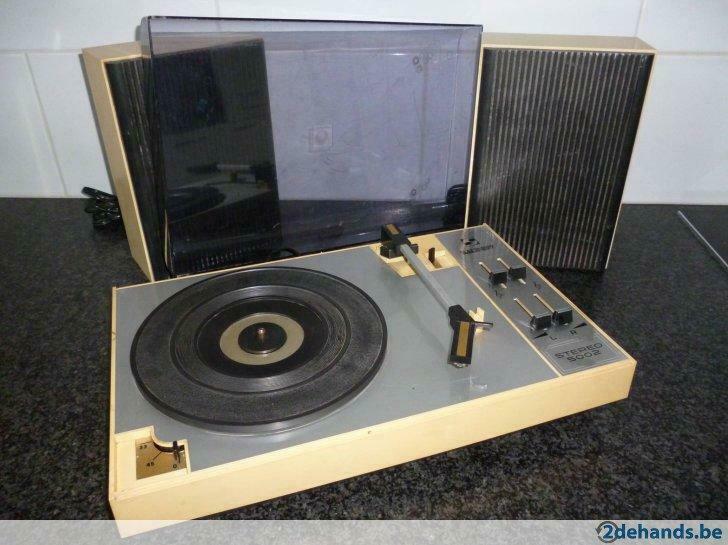 Oude platenspeler SAUNDY Stereo 5002 TRL 33 en 45 T, Audio, Tv en Foto, Platenspelers, Ophalen, Gebruikt, Platenspeler