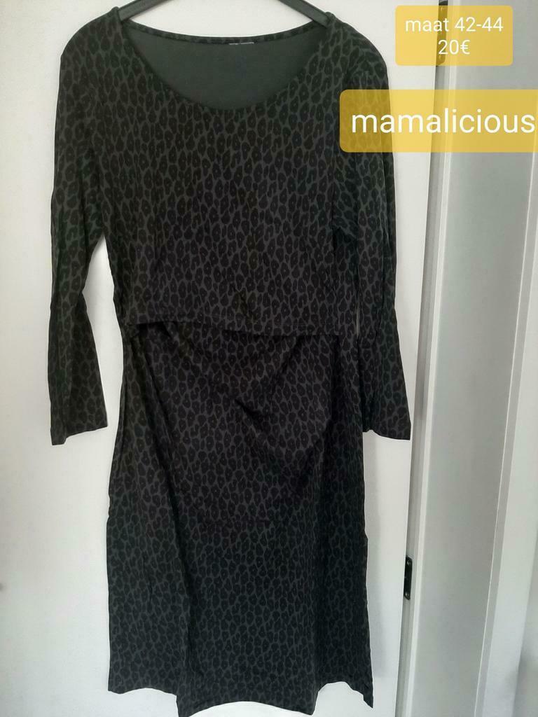 Pantalons, pull-overs, robes de maternité, Enlèvement, Porté