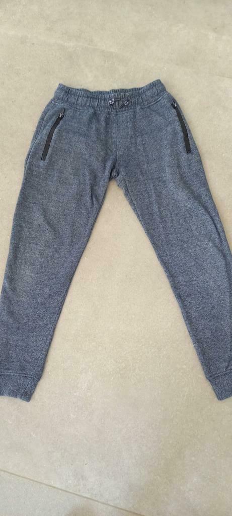 Blauw-grijze joggingbroek, Kinderen en Baby's, Gebruikt, Ophalen of Verzenden, Jongen, Sport- of Zwemkleding