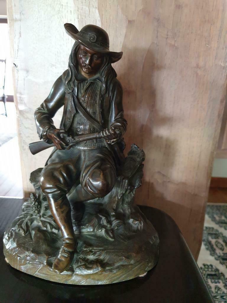 beeld jager met geweer zamak, Antiek en Kunst, Kunst | Beelden en Houtsnijwerken, Ophalen