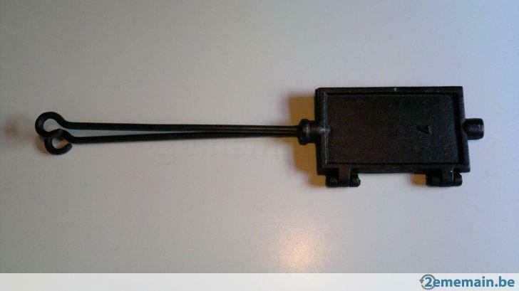 Ancien gaufrier authentique en fonte en parfait état, Antiquités & Art