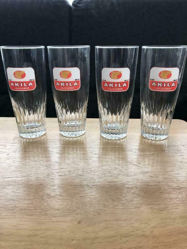 Akila Louwaege bierglas, Ophalen of Verzenden, Gebruikt, Glas of Glazen, Overige merken