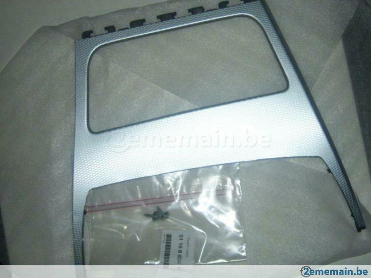 Cache cendrier/fourre tout BMW e87 neuf, Autos : Pièces & Accessoires, Neuf, BMW