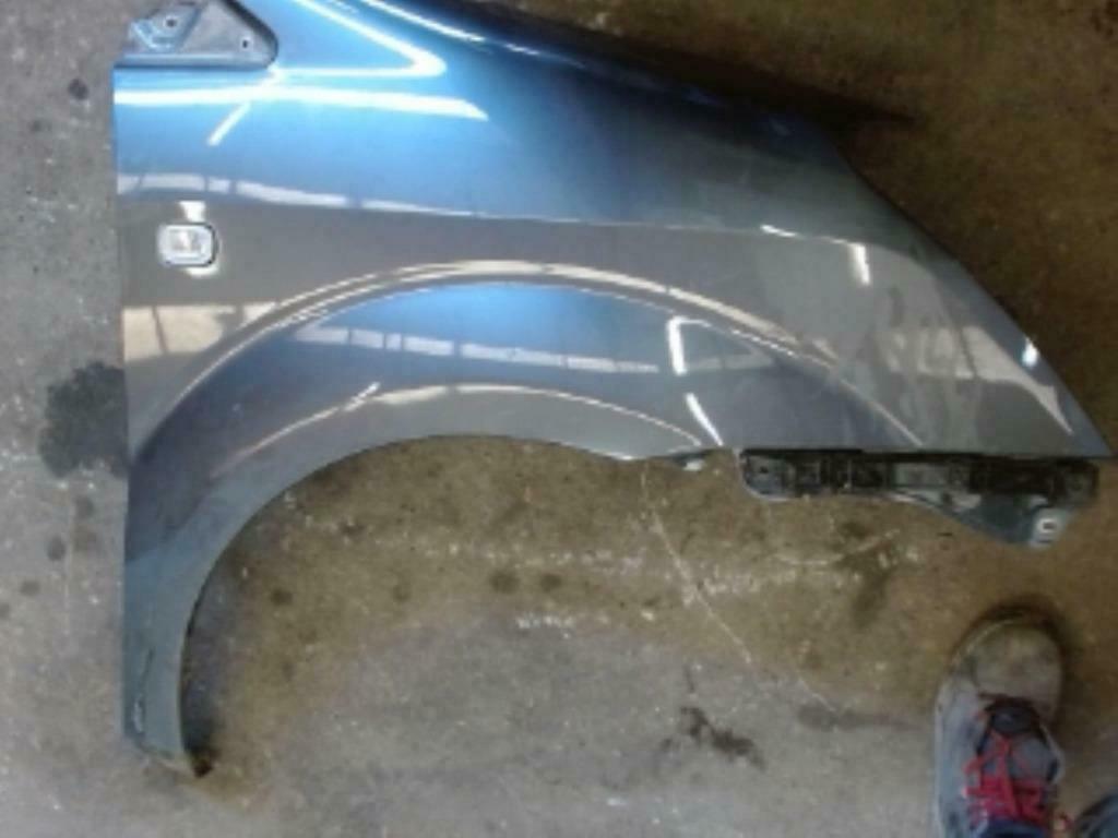 aile avant droite  TOYOTA COROLLA VERSO II PHASE 2, Autos : Pièces & Accessoires, Carrosserie & Tôlerie, Capot moteur, Toyota