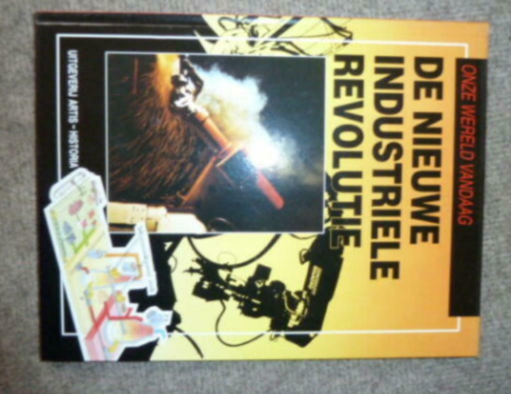 boek DE NIEUWE INDUSTRIELE REVOLUTIE  Onze Wereld Vandaag, Boeken, Wetenschap, Zo goed als nieuw, Overige wetenschappen, Ophalen of Verzenden