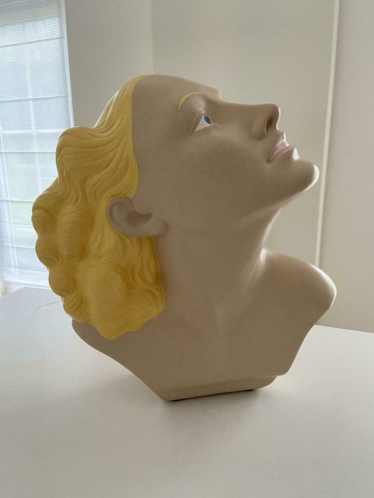 Buste de femme signé Melun modèle déposé, Enlèvement ou Envoi