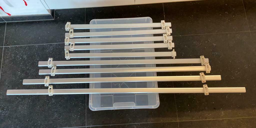 Lot de 9 tringles ovales pour armoire penderie vêtements, Maison & Meubles, Utilisé, Métal