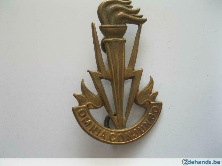 Belgisch militair speldje Omnia Conjungo 1950, Enlèvement ou Envoi