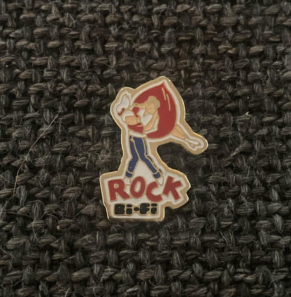 PIN - BI-FI - ROCK, Collections, Envoi, Utilisé, Marque, Insigne ou Pin's