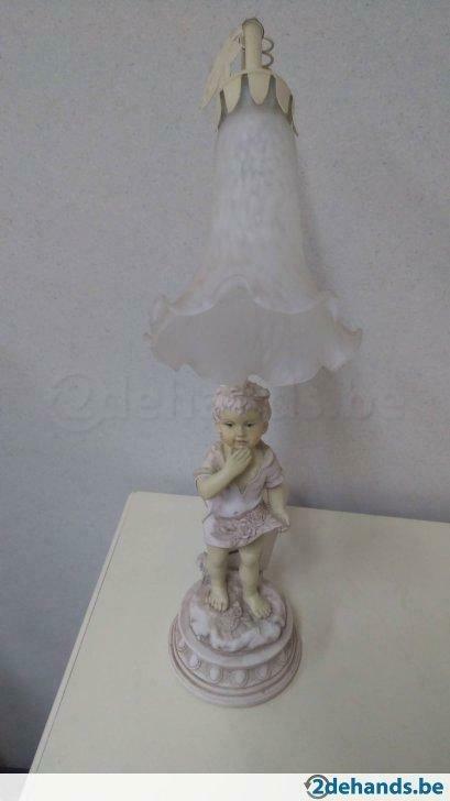 kindje met lamp, Antiek en Kunst