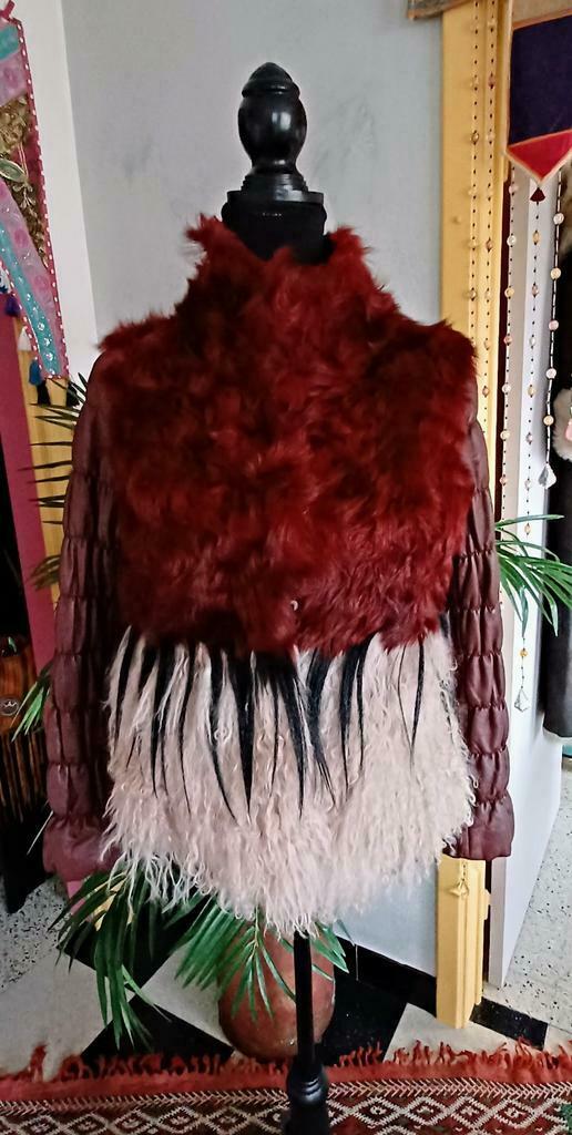 Bohemian leer schaapvacht lammy jasje, afghaans ibiza, Kleding | Dames, Ophalen of Verzenden, Zo goed als nieuw, Jasje, Rood