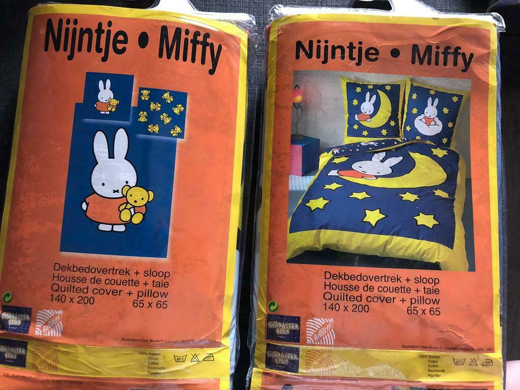 Mooi en Kwaliteitsvol Dekbedovertrek van Nijntje: 2 versies, Garçon ou Fille, Enlèvement ou Envoi, Housse de couette, Utilisé
