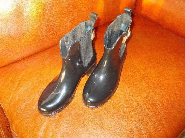 Splinternieuwe rubber dameslaarsjes.     ( Tommy Hilfiger ), Zwart, Lage of Enkellaarzen, Nieuw, Ophalen of Verzenden