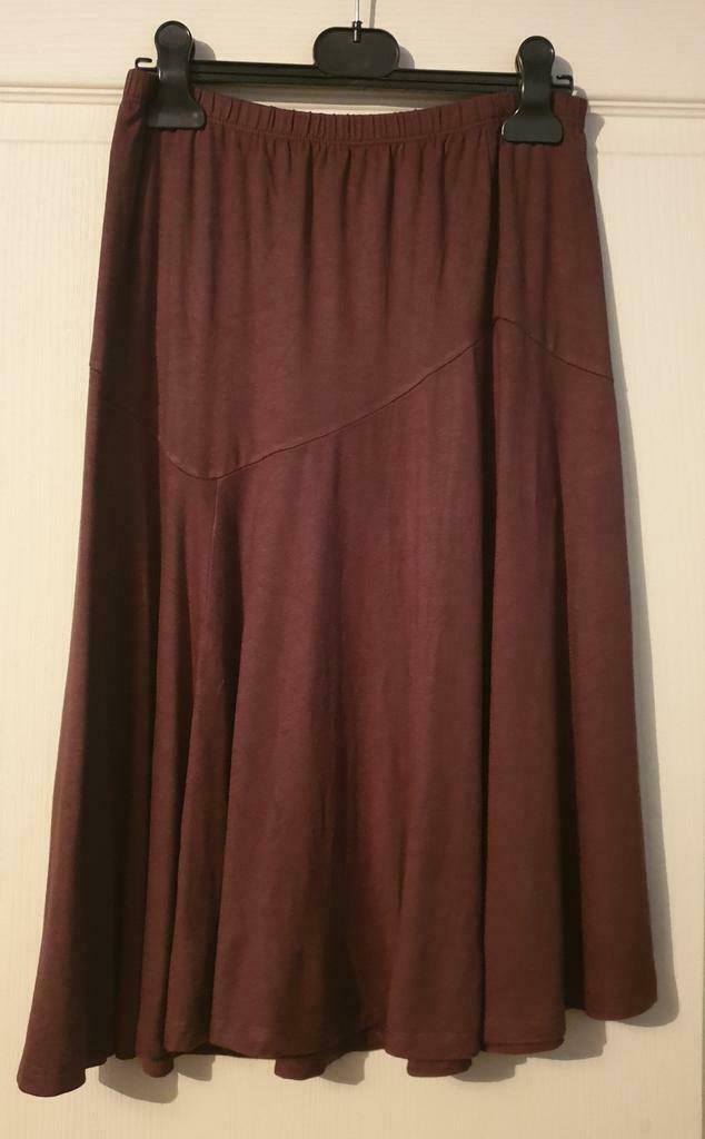 Lange bruine rok, licht, Maat 38/40 (M), Bruin, Zo goed als nieuw, Onder de knie