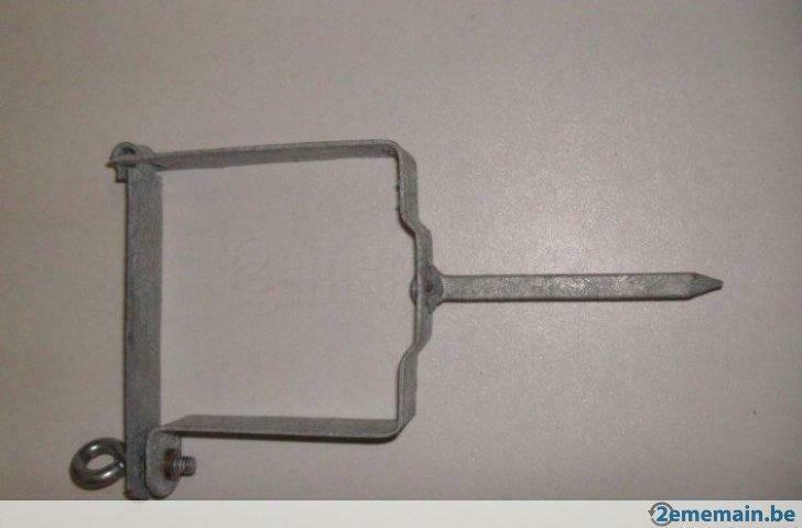 Attaches galva pour gouttière carrée - 7 pièces, Bricolage & Construction, Tuiles & Revêtements de toit, Enlèvement, Utilisé, Autres types