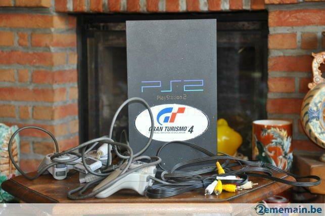 PS2 + 2 manettes, Consoles de jeu & Jeux vidéo, Consoles de jeu | Sony PlayStation 2, Enlèvement ou Envoi, Utilisé