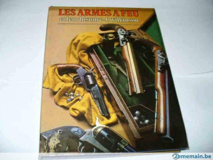 Firearms album en hun geschiedenis, Ophalen of Verzenden, 1945 tot heden, Gelezen, Landmacht