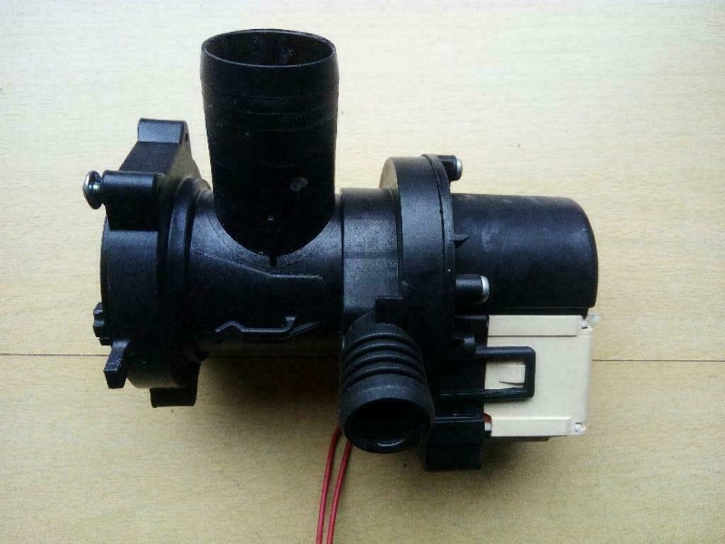 Whirlpool Afvoerpomp Waterpomp Met Filter Wasmachine 4810105, Elektronische apparatuur, Wasmachines, Ophalen, 1200 tot 1600 toeren