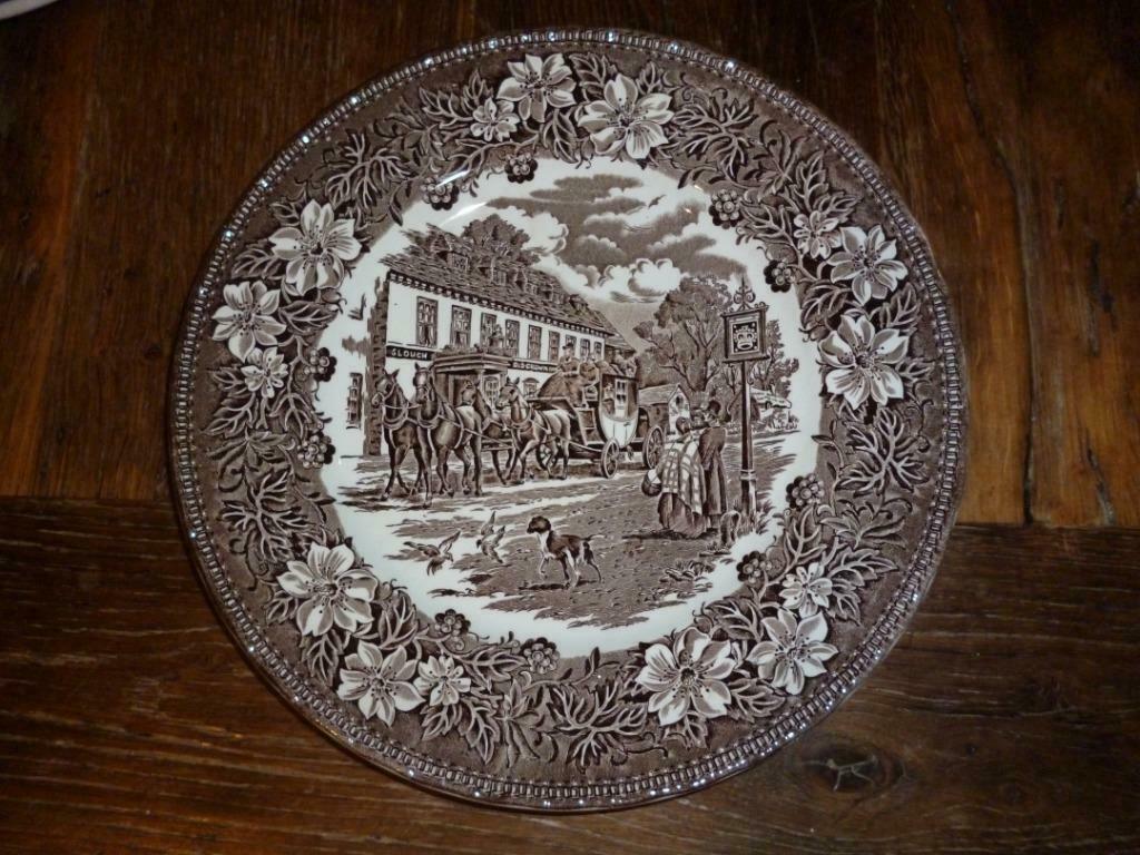 Assiette Royal Tudor Ware Coaching Taverns Staffordshire, Antiquités & Art, Enlèvement ou Envoi
