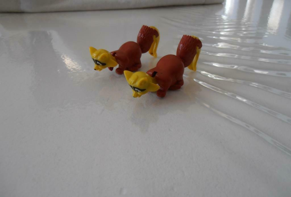 Figurines "Ratons laveurs – K99 n 93" – KINDER/FERRERO 1999, Enlèvement ou Envoi, Utilisé, Numéros K