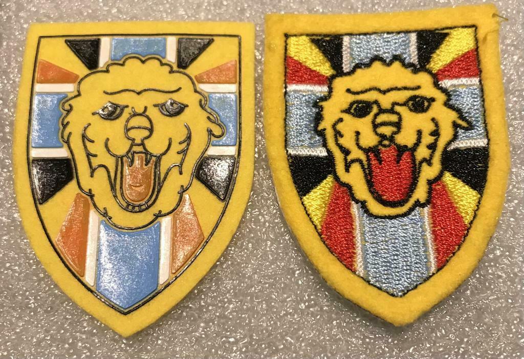 Schouder patches 3 para ( 2 verschillende), Verzamelen, Verzenden