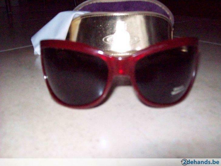 vivienne westwood auth. dameszonnebril in ovp nieuw, Enlèvement ou Envoi, Neuf, Lunettes de soleil