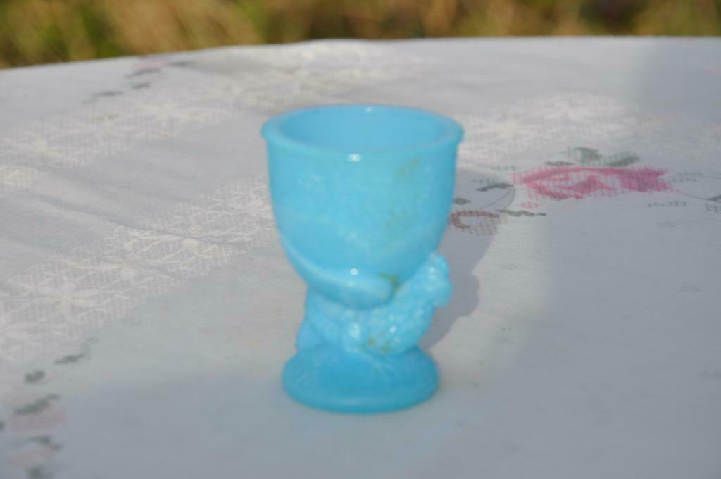 §  coquetier poule en opaline de foire bleu, Collections, Enlèvement ou Envoi, Utilisé