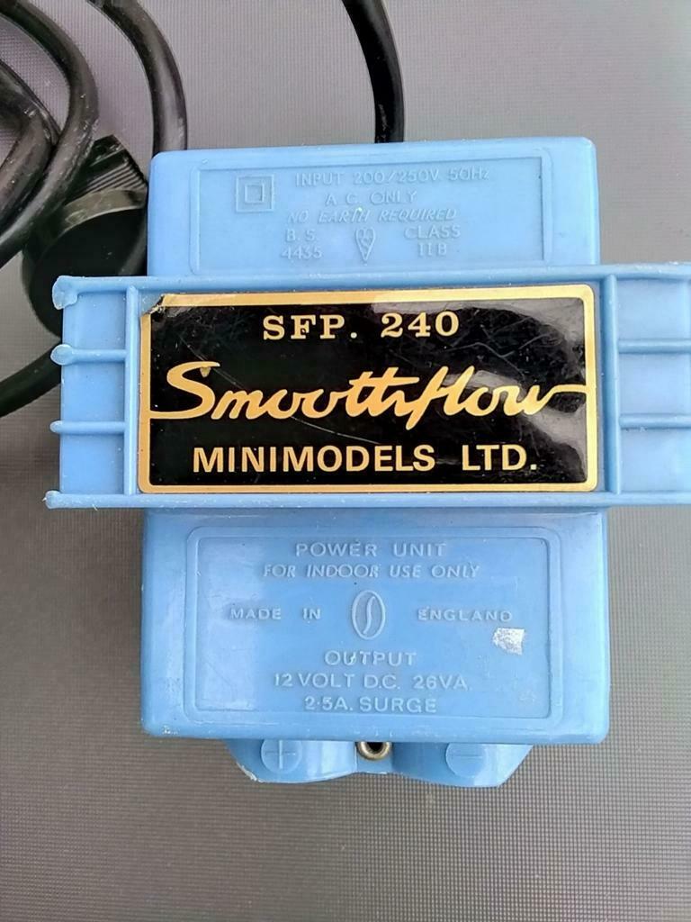 Transfo 200 -240 / 12 volt, Hobby en Vrije tijd, Ophalen of Verzenden, Zo goed als nieuw