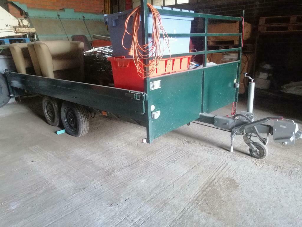 Aanhangers. Gookar. Westfalia Renova. Saris. Knott ., Enlèvement