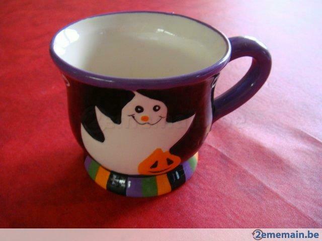 Mug émaillé. Joli décor., Maison & Meubles, Cuisine | Vaisselle, Enlèvement ou Envoi, Neuf, Tasse(s) et/ou soucoupe(s)