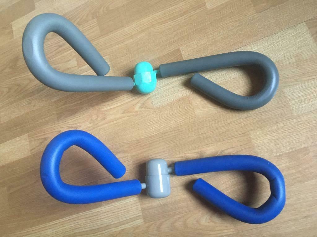 Fitnestoestel voor bovenarmen en bovenbenen, Sport en Fitness, Fitnessmaterialen, Ophalen, Gebruikt, Benen, Overige typen