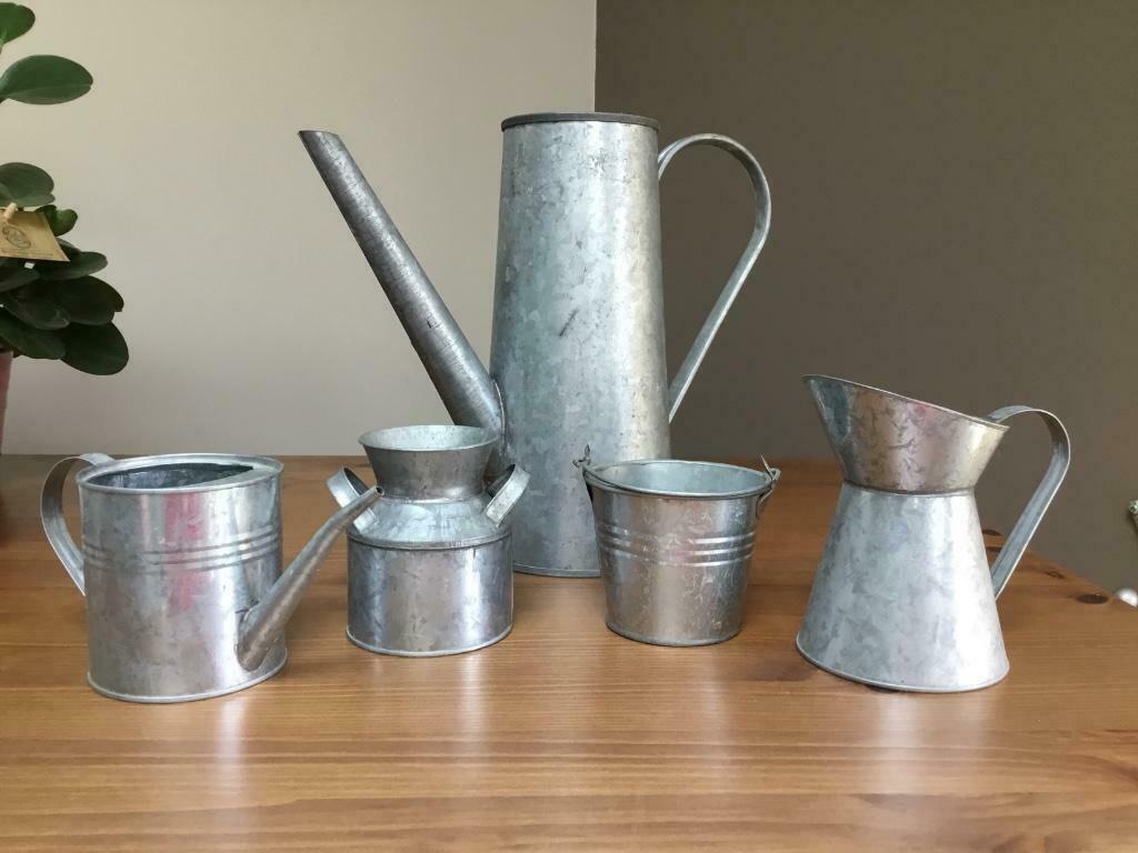 Zink decoratie, Ophalen, Zo goed als nieuw