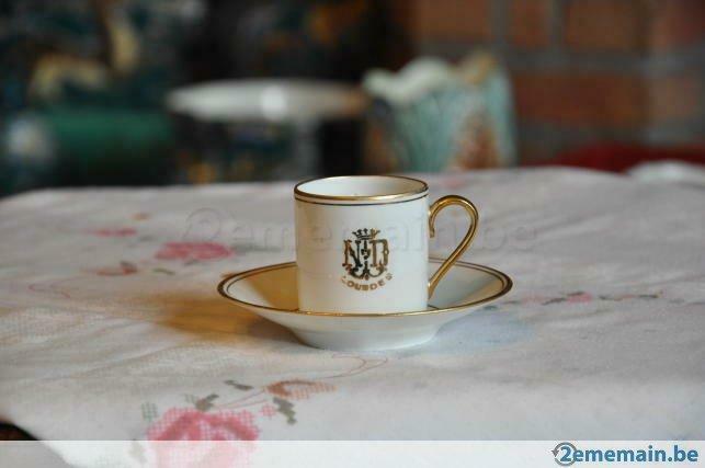 tasse de collection porcelaine limoge "lourdes", Utilisé