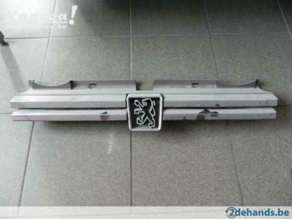 Peugeot 605 gril, Enlèvement ou Envoi, Avant, Peugeot