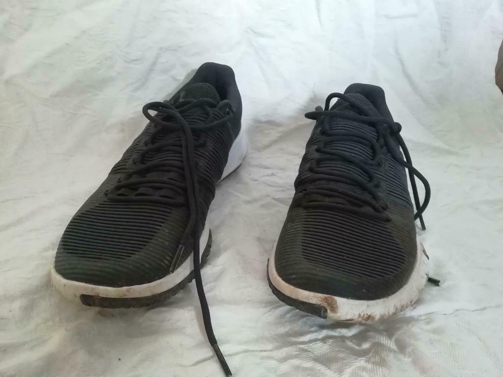 Basket under amour taille 44, Under Amour, Enlèvement, Porté, Baskets